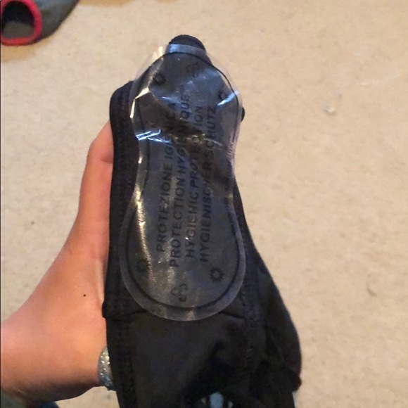 Sunnysuit co Pamela suit - Picture 3 of 4